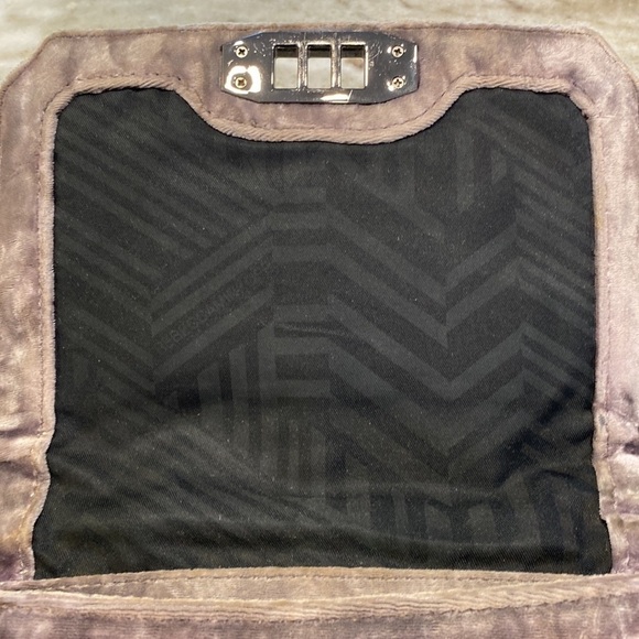 Rebecca Minkoff  Chevron Quilted Crossbody Bag Gray Removable Strap Clutch
C - Picture 10 of 13